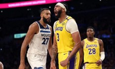 B体育体育在线-湖人大胜森林狼，继续领跑西部