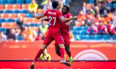 B体育体育官方-包含重庆斯威逼平竞争对手，保持不败战绩的词条