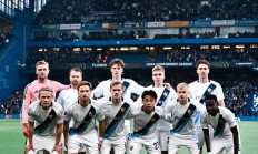 B体育体育入口-包含瑞典队赢得胜利，晋级下一轮的词条