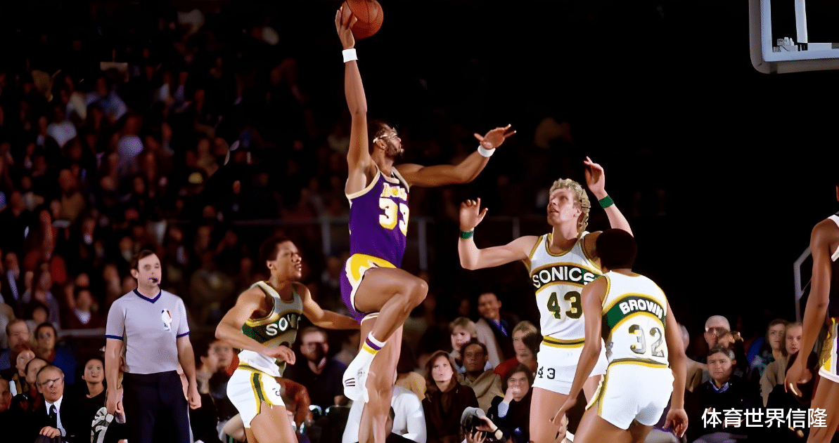 球员身体素质巅峰发挥,瞬间领先对手的简单介绍 球员身体素质巅峰发挥,瞬间领先对手的简单介绍