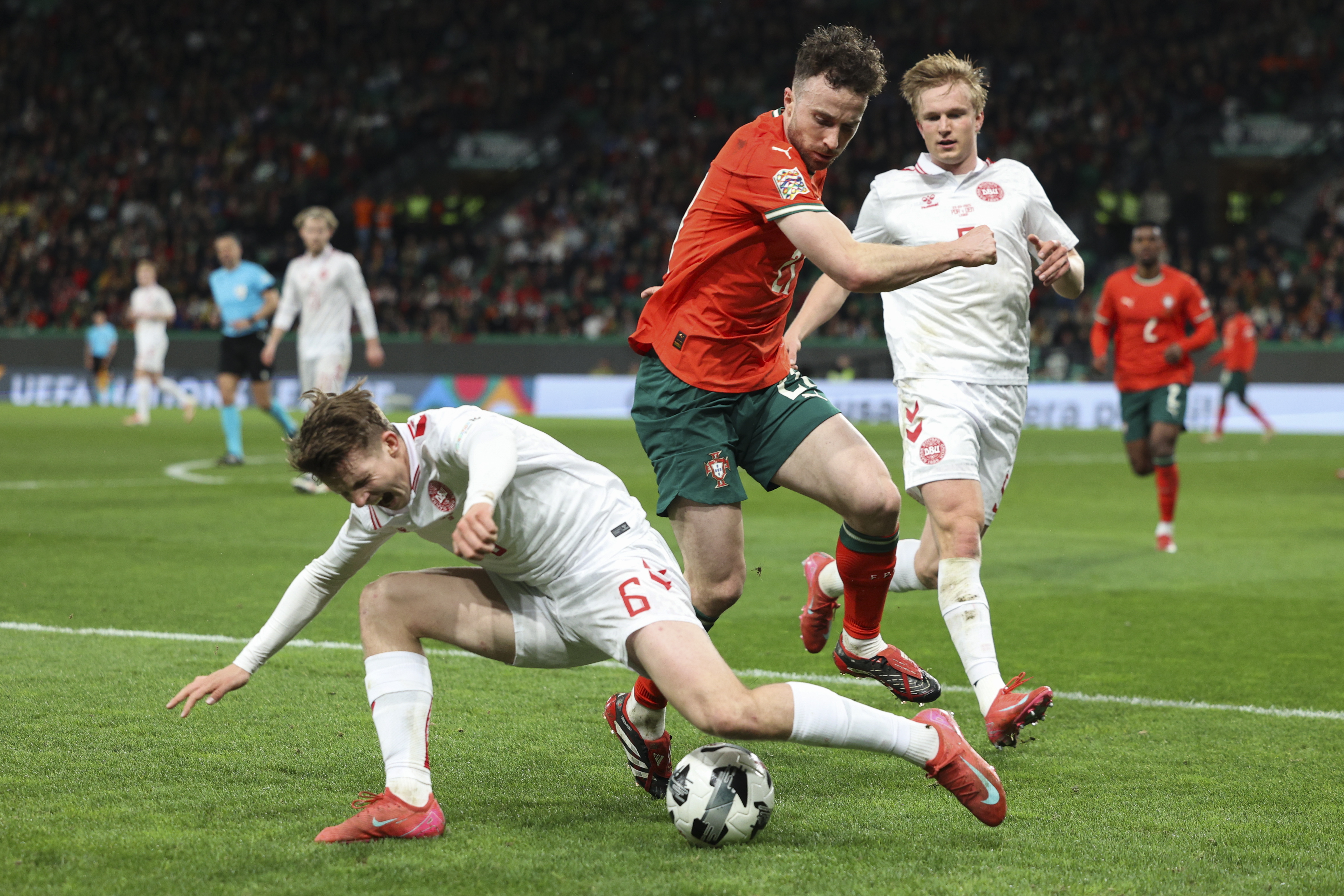 葡萄牙队将在主场对阵克里米亚队 葡萄牙队将在主场对阵克里米亚队