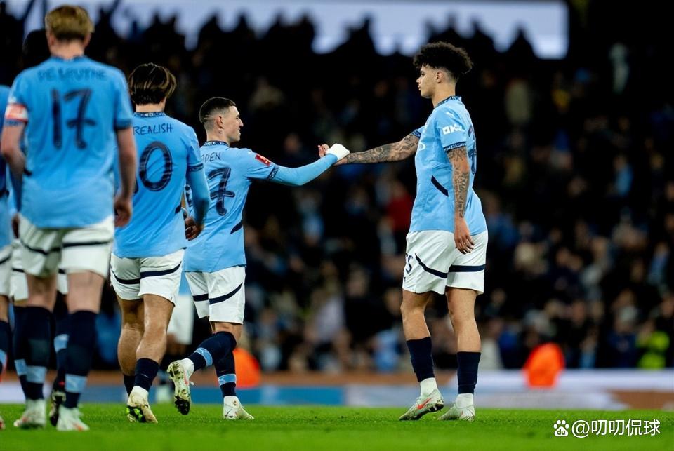 曼城大比分击败,成功抢夺晋级资格的简单介绍 曼城大比分击败,成功抢夺晋级资格的简单介绍