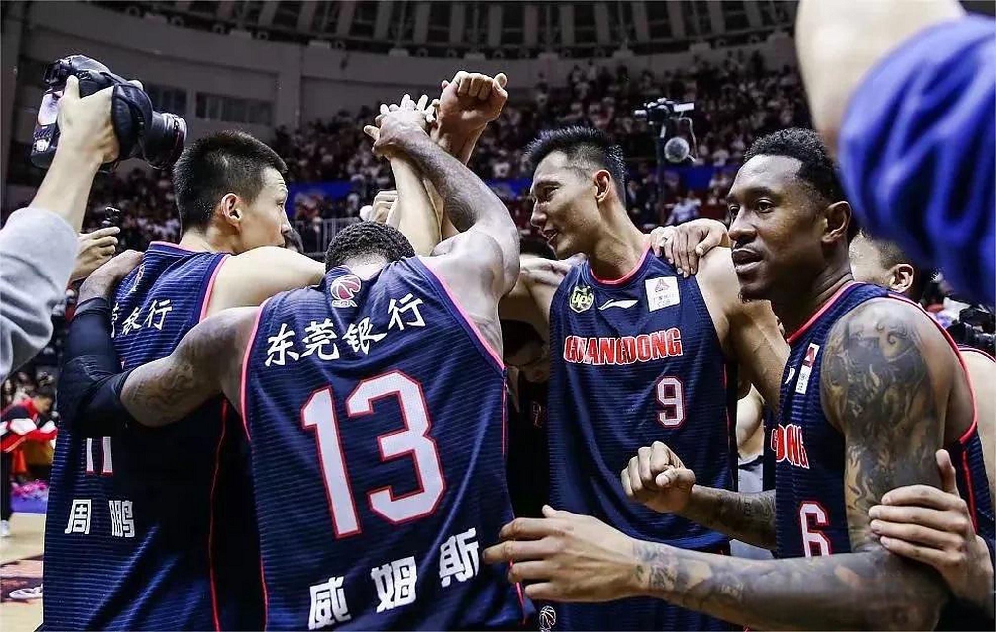 广东宏远逆转山西队,取得关键胜利 广东宏远逆转山西队,取得关键胜利