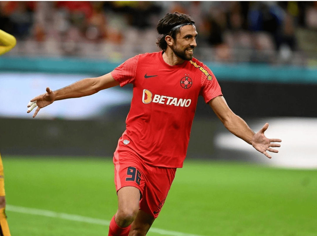 罗马尼亚球员荣获最佳射手称号 罗马尼亚球员荣获最佳射手称号